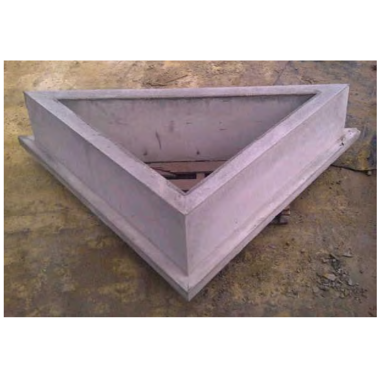 Planters and Tree Surrounds Planters and Tree Surrounds